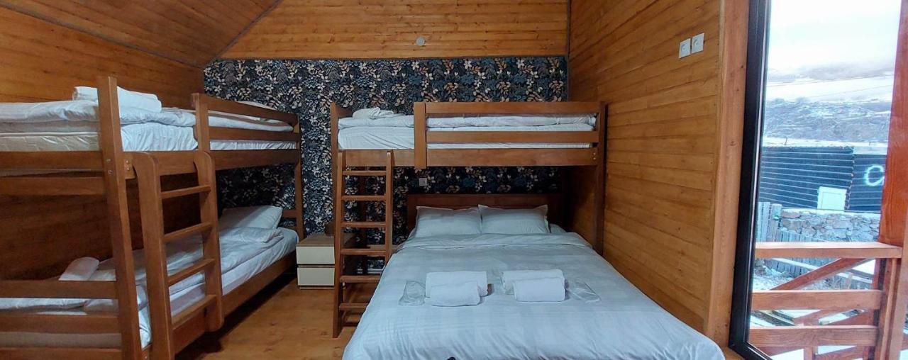 Guesthouse And Cottage Nicolo Stepancminda Zewnętrze zdjęcie